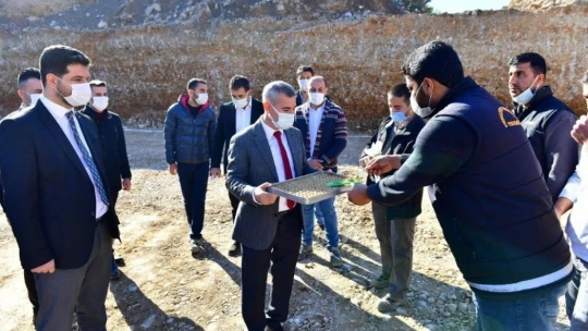 Yeşilyurt'ta millet bahçesi inşaat alanında kazı çalışmaları tamamlandı