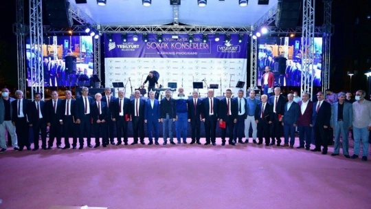 Yeşilyurt'taki sokak konserlerinde renkli görüntüler