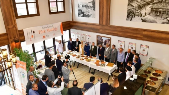 Yeşilyurt'un yöresel lezzetleri tanıtıldı