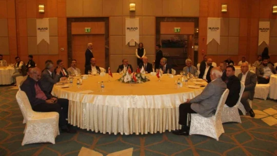 Yıldız Holding CEO'su Mehmet Tütüncü Malatya'da iş dünyası ve üniversiteli gençlerle buluştu