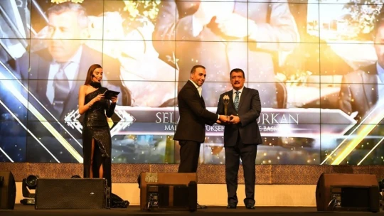 Yılın 'en'lerinde Başkan Gürkan'a iki ödül birden