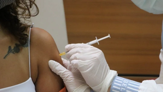 Yoğun bakımda tedavi görenlerin yüzde 95'i aşı yaptırmayanlar