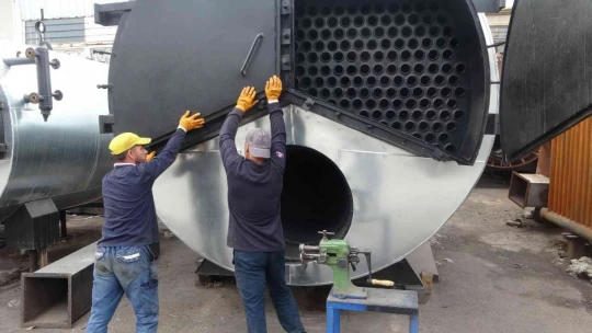 Yolda üretip dünyaya ihraç ediyor