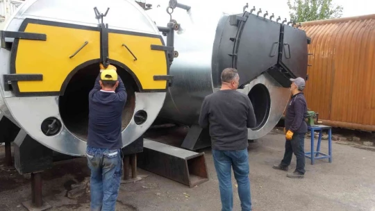 Yolda üretip dünyaya ihraç ediyor