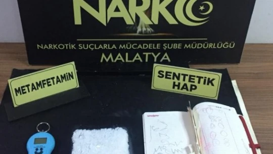 Zehir tacirleri tutuklandı