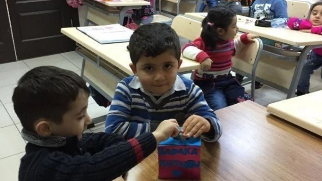 Melekbabalı miniklerden Halep'e yardım