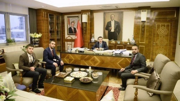Taraftardan Bakan Tüfenkci'ye davet
