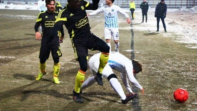 Uzun bir süre taraftarından ayrı kalacak