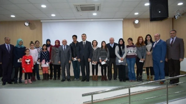 Başarılı yurt öğrencileri ödüllendirildi