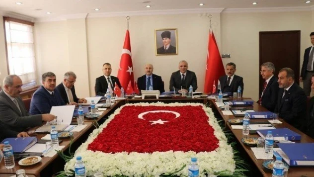 Vali Toprak, FKA Yönetim Kurulu Toplantısına katıldı