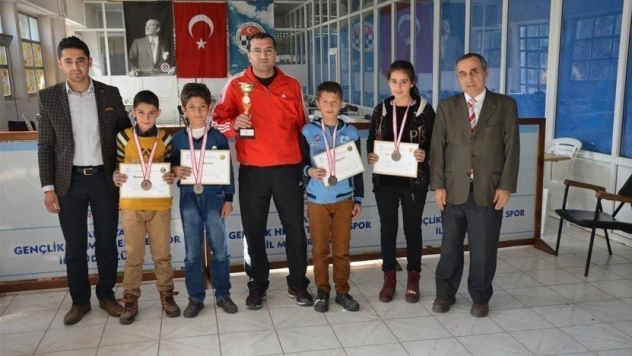 Okullar Arası Satranç Müsabakaları sona erdi