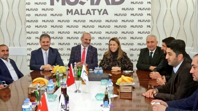 AK Parti Genel Başkan Yardımcısı Öznur Çalık: