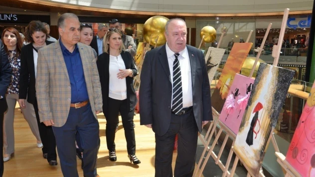 MİAD Sevgi evlerinde kalan çocuklardan sergi