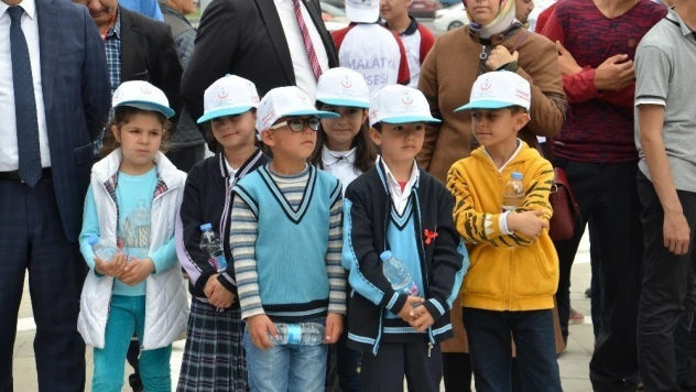 Sağlıklı yaşam için yürüdüler
