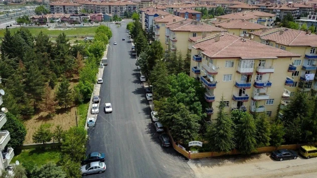 Büyükşehir Belediyesi 2.3 kilometrelik asfalt çalışması yaptı