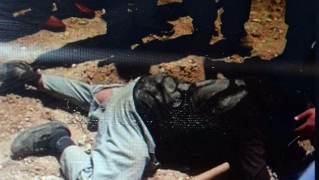Kepçenin altında kalan şahıs ağır yaralandı