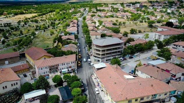 Akçadağ'da asfalt çalışması