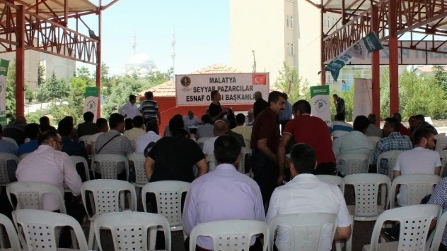 Yakınca Pazaryerini kullanacak pazarcı esnafı düzenlenen kura çekimiyle belirlendi
