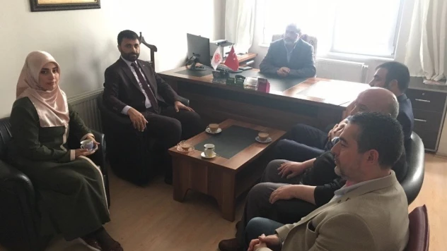 MHP'li Gören'den Yetimler Kervanı'na ziyaret