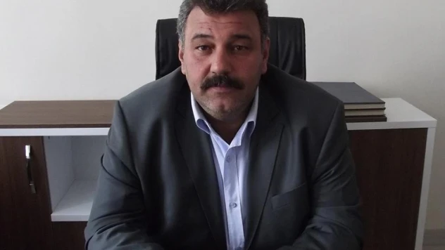 AK Partili meclis üyesi görevinden istifa etti