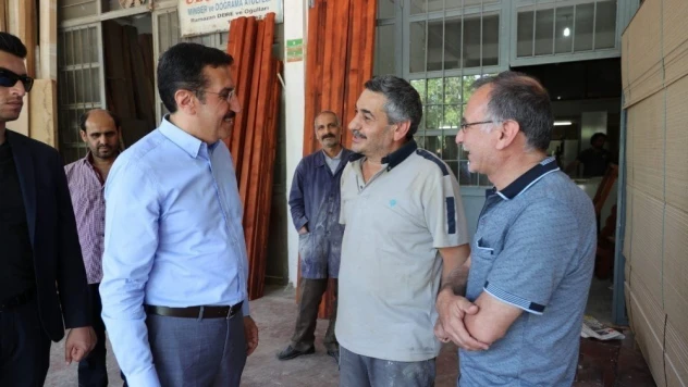 Bakan Tüfenkci'den Avusturya'nın cami kapatma kararına sert tepki