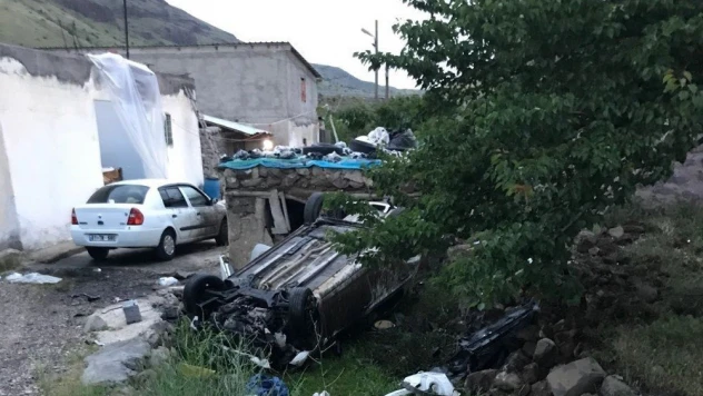 Otomobil takla attı: 5 yaralı
