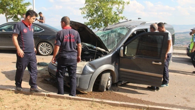 Elazığ'da iki ayrı kaza: 4 yaralı
