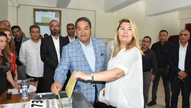 MHP'li Fendoğlu, oyunu Atatürk İlkokulu'nda kullandı