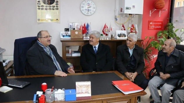 'Bizim işimiz hizmet'