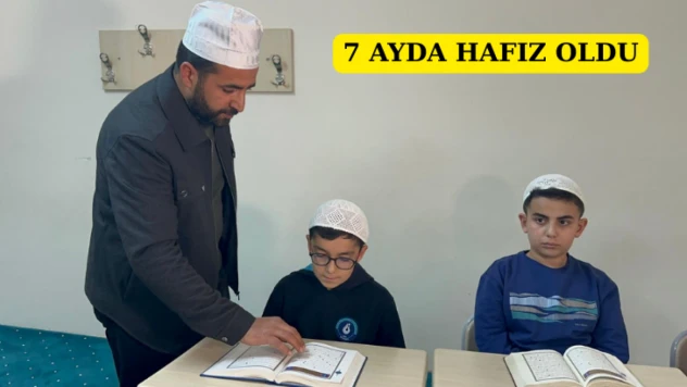 7 ayda hafız oldu