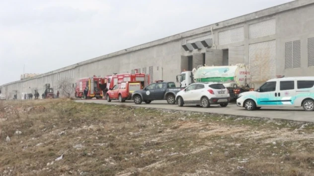 Adıyaman'da korkutan fabrika yangını