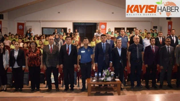 Arguvan'da İlköğretim Haftası kutlama programı düzenlendi