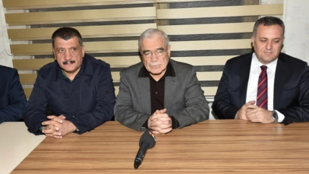 Başkan Gürkan, Baskillilerle bir araya geldi