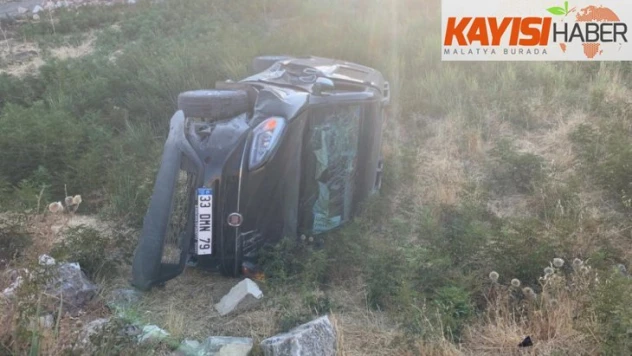 Hafif ticari araç şarampole yuvarlandı: 1 yaralı