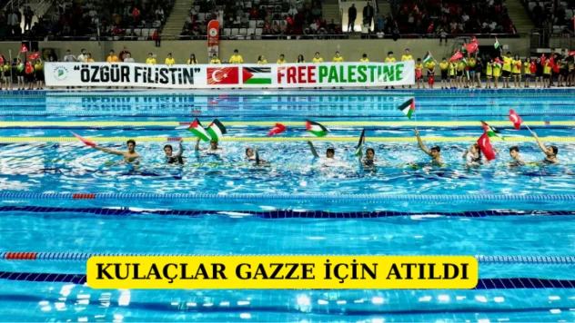 Kulaçlar Gazze İçin Atıldı