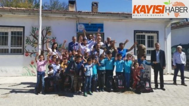 Malatya Beşiktaşlılar Derneği'nden öğrencilere destek
