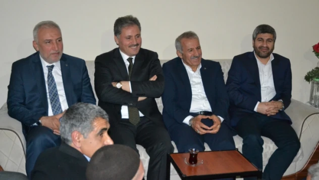AK Parti'de referandum çalışmaları devam ediyor