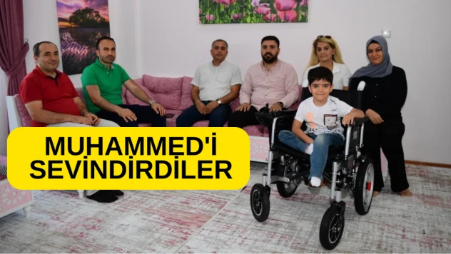 Muhammed'i sevindirdiler