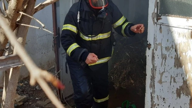 Odunlukta çıkan yangın korkuttu