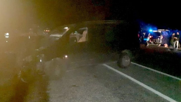 Otomobil ile hafif ticari araç çarpıştı: 1 Yaralı