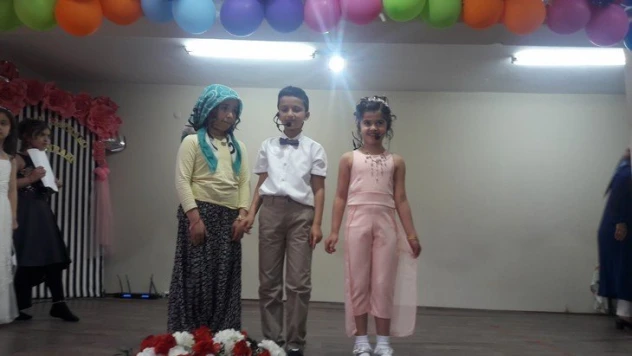 Özalper İlkokulu öğrencilerinden muhteşem gösteri