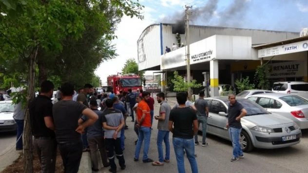 Sanayi sitesinde korkutan yangın