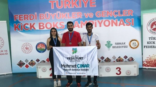 Yeşilyurt Belediyesi kıck-boks sporcuları, Şırnak'tan başarılarla döndü