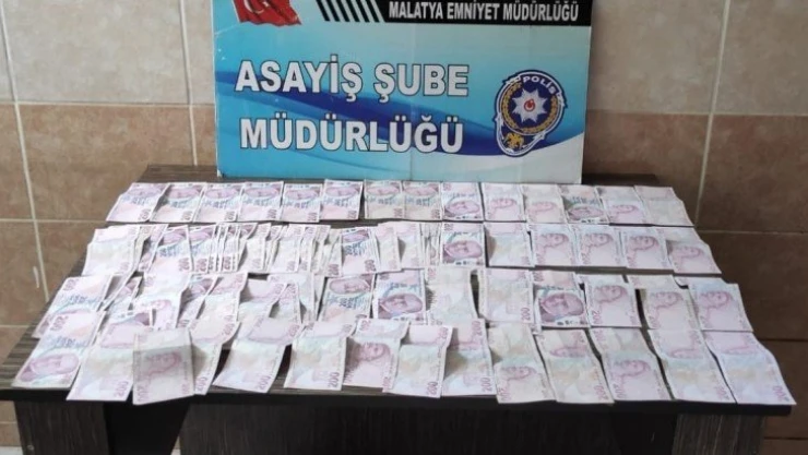 'Kuyumcu soygununa karıştın' diyerek, kredi çektirdiler