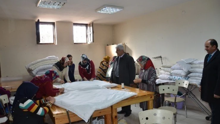 Büyükşehir Belediyesi Semt Konakları Halep için çalışıyor
