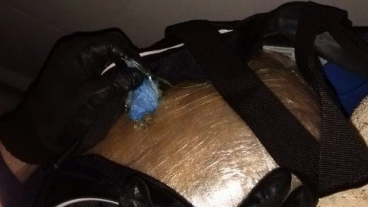 Polis 4 kilo 650 gram uyuşturucu madde ele geçirdi