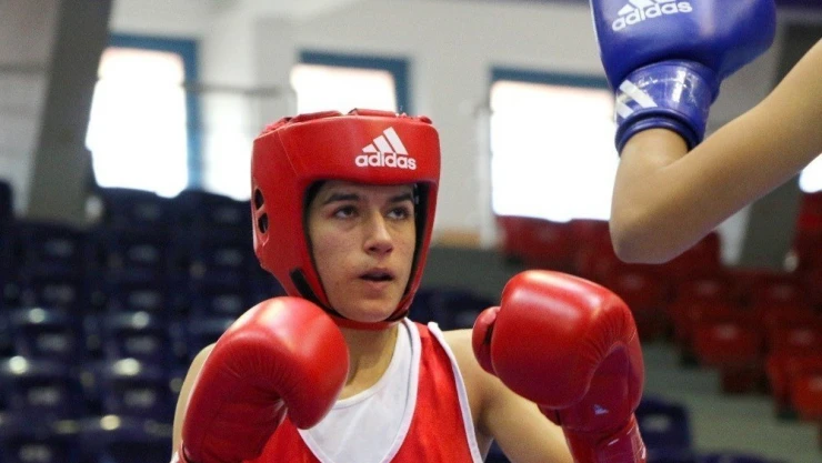 Bayan boksörlerimiz Fethiye'de derece yaptı