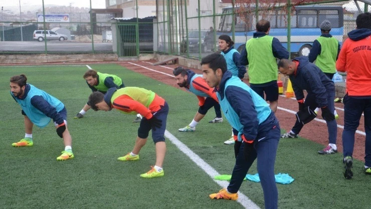 Yeşilyurt Belediyespor, Karaköprü maçı için kenetlendi