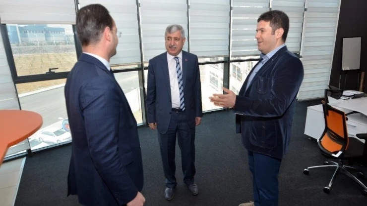 Polat, Teknokent sohbet toplantısına katıldı