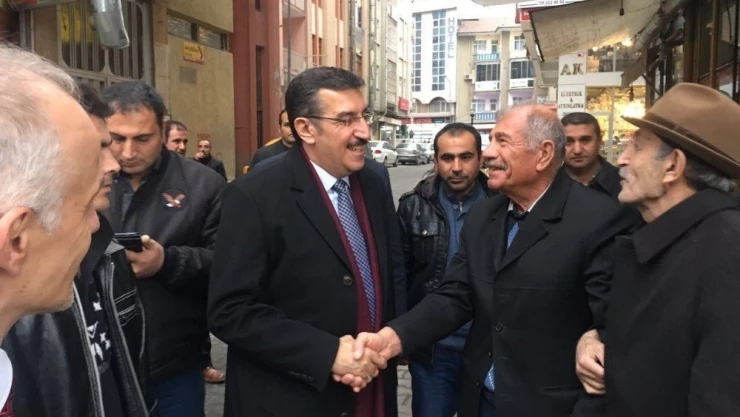 Bakan Tüfenkci, Malatya esnafını gezdi